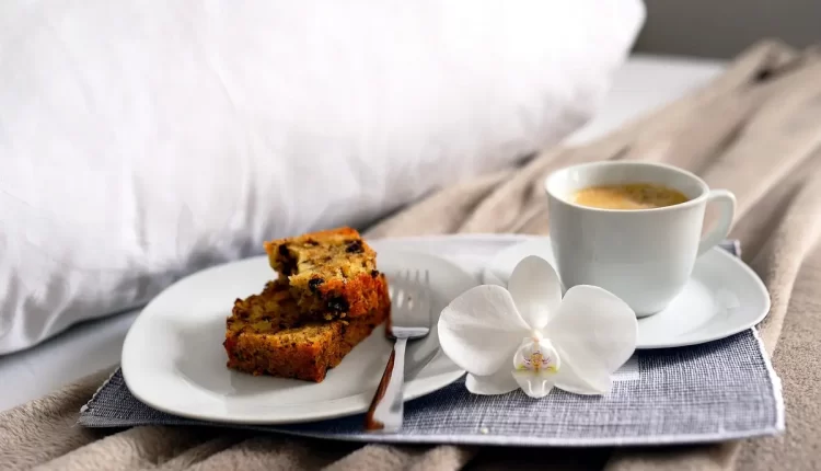 Sonhar com cama: 5 mensagens ocultas sobre descanso e intimidade