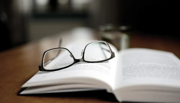 Adjunto Adnominal Exemplos: 10 Estratégias Imperdíveis para Dominar a Gramática Agora!